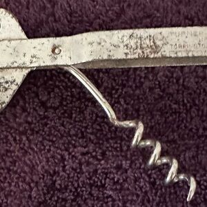 VINTAGE King MFG.Co. Bottle Can Opener Corkscrew Combo U.S.A. crown.